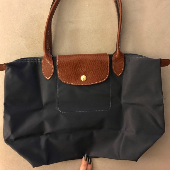 Longchamp Le Pliage Medium Long Handle Blue Nylon Longchamp Le Pliage Medium Long Handle Blue Nylon